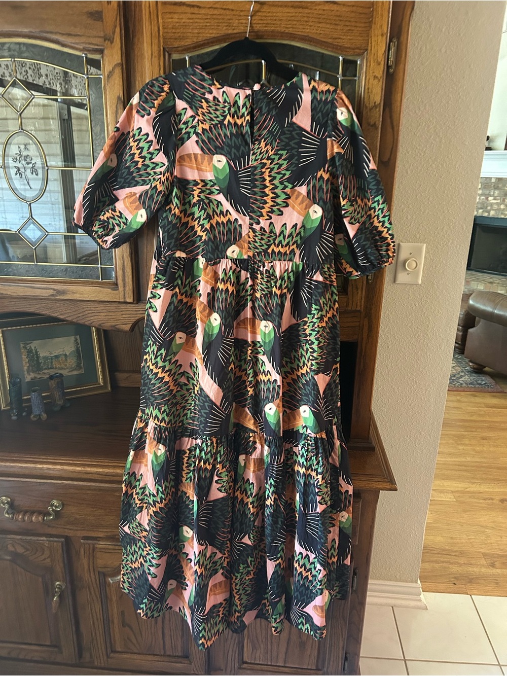 FARM Rio Toucani midi dress with puffed sleeves and beaded closure. - Picture 3 of 4